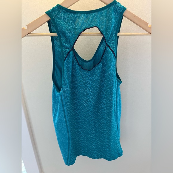 Salomon running tank - Picture 2 of 2